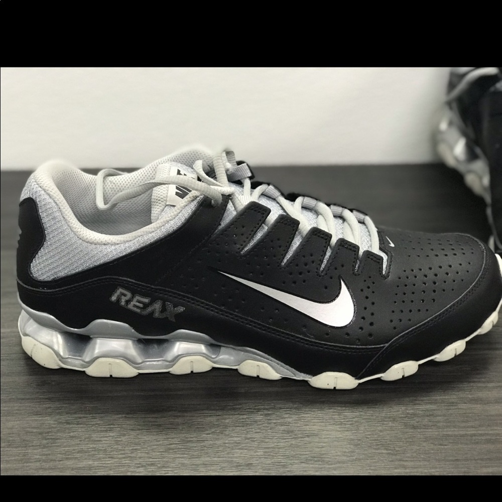 ‼️ SOLD ‼️ NWOT NIKE Reax Run 8